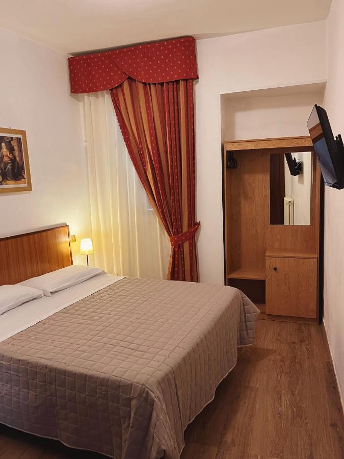 Hotel Umbria Perugia Luaran gambar